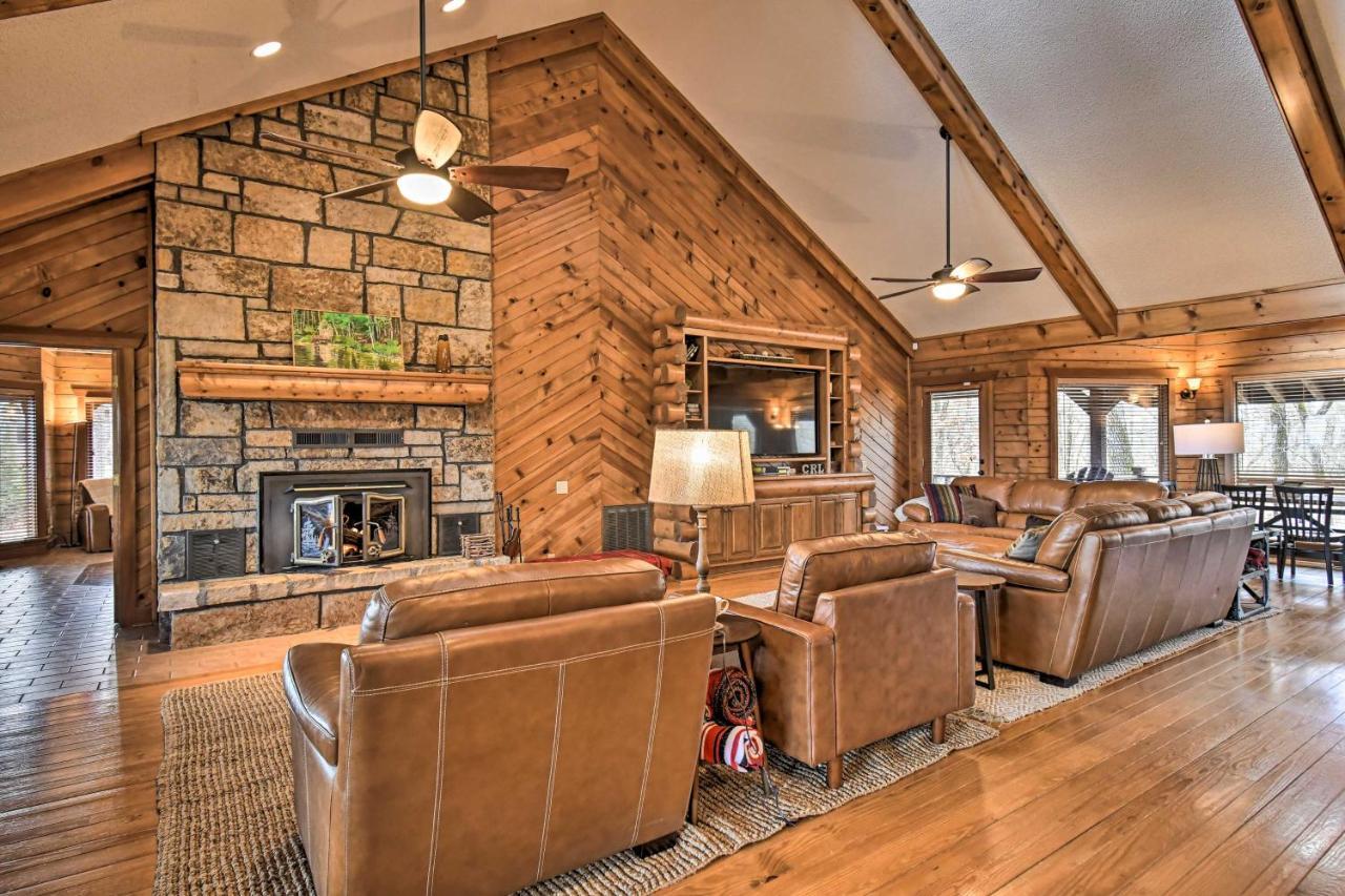 Hilltop Hot Springs Log Cabin With Hot Tub And Grill! Exterior foto